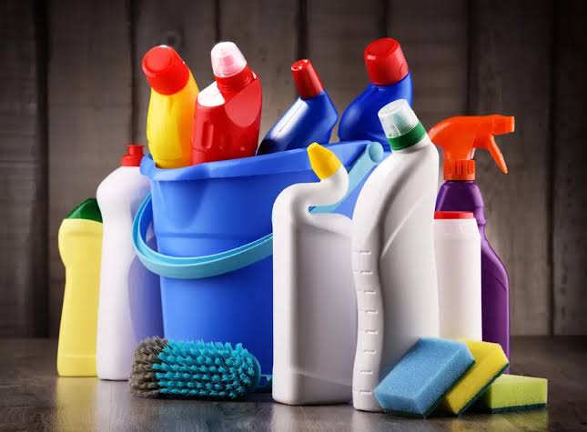 Hospitality cleaning chemicals