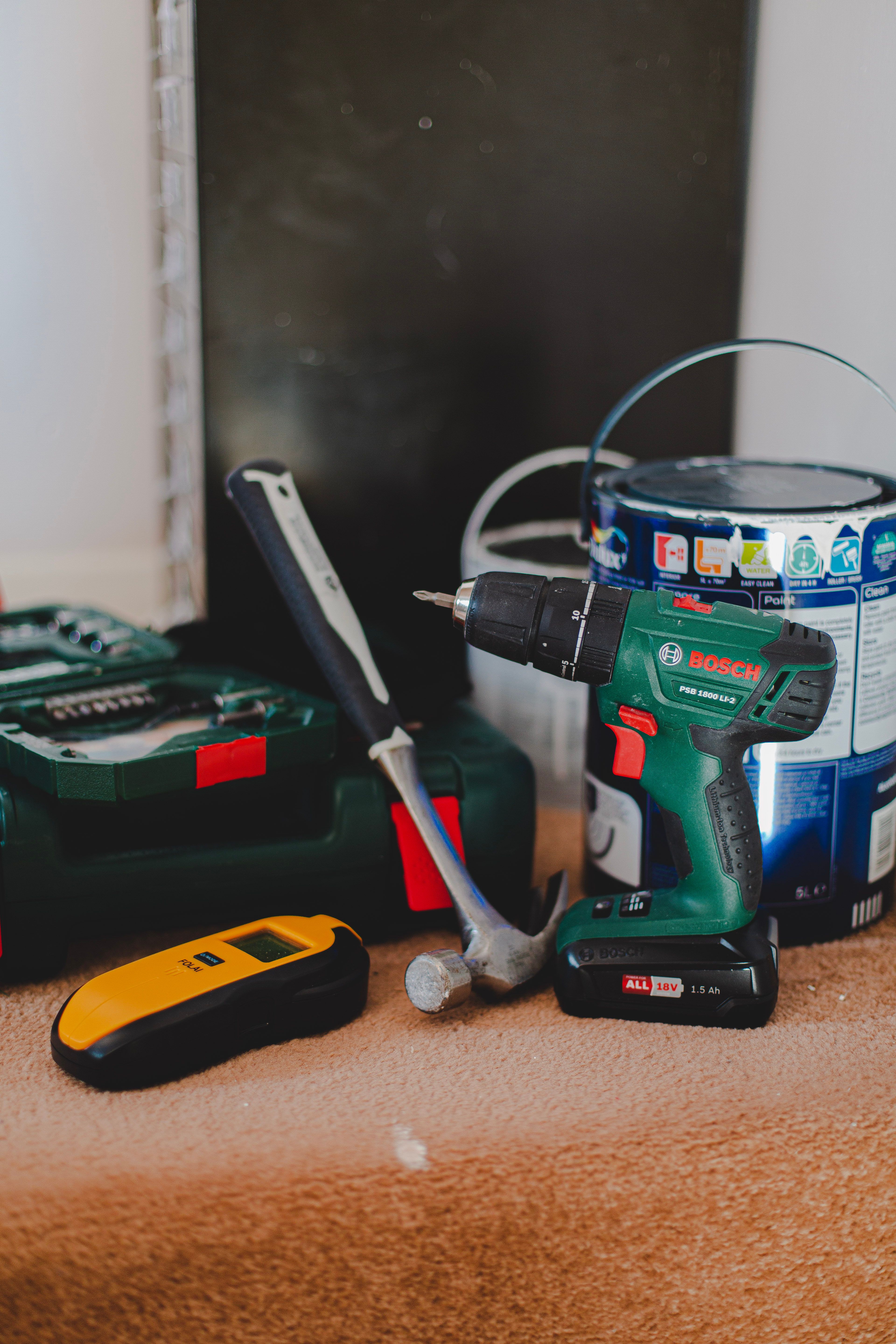 Hand and power tools